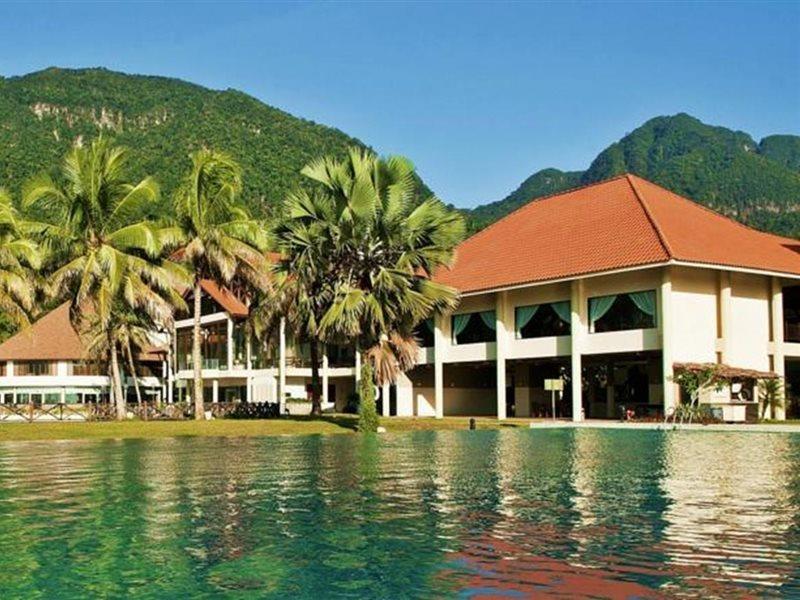 Damai Puri Resort & Spa Kuching Exteriör bild The Bertam Resort