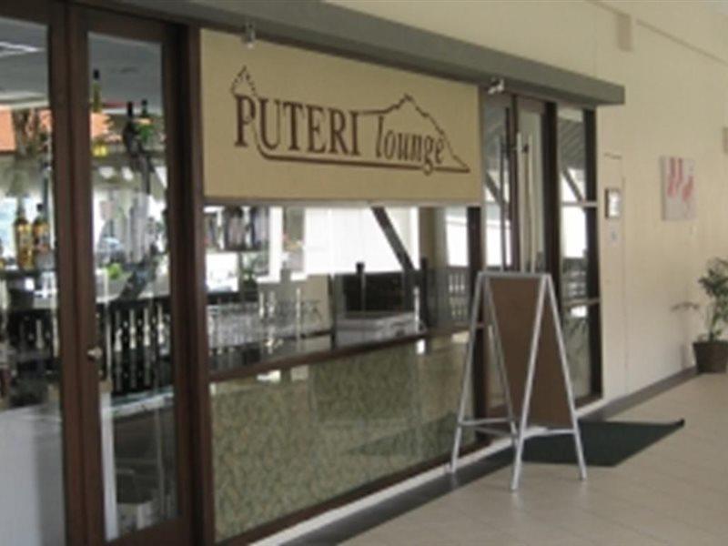 Damai Puri Resort & Spa Kuching Exteriör bild The Futuri Lounge at Helsinki Airport