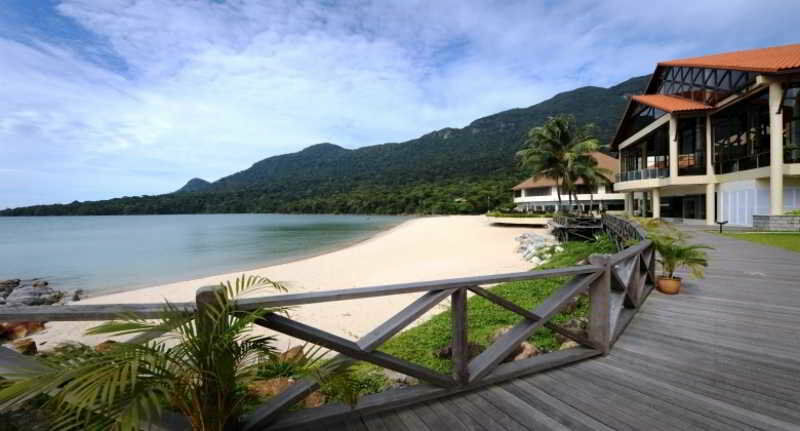 Damai Puri Resort & Spa Kuching Exteriör bild The beach at the Pangkor Laut Resort
